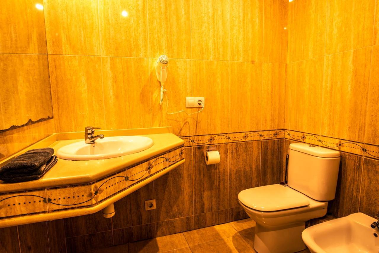 Apartaments Yaco Lloret de Mar Exterior photo