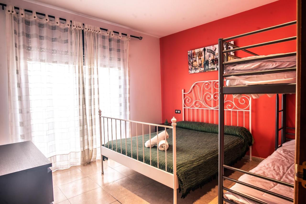 Apartaments Yaco Lloret de Mar Exterior photo