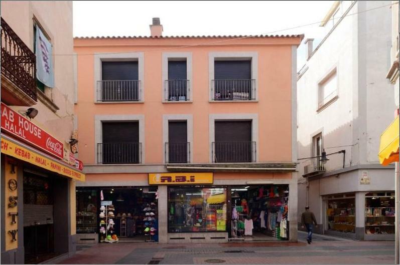 Apartaments Yaco Lloret de Mar Exterior photo